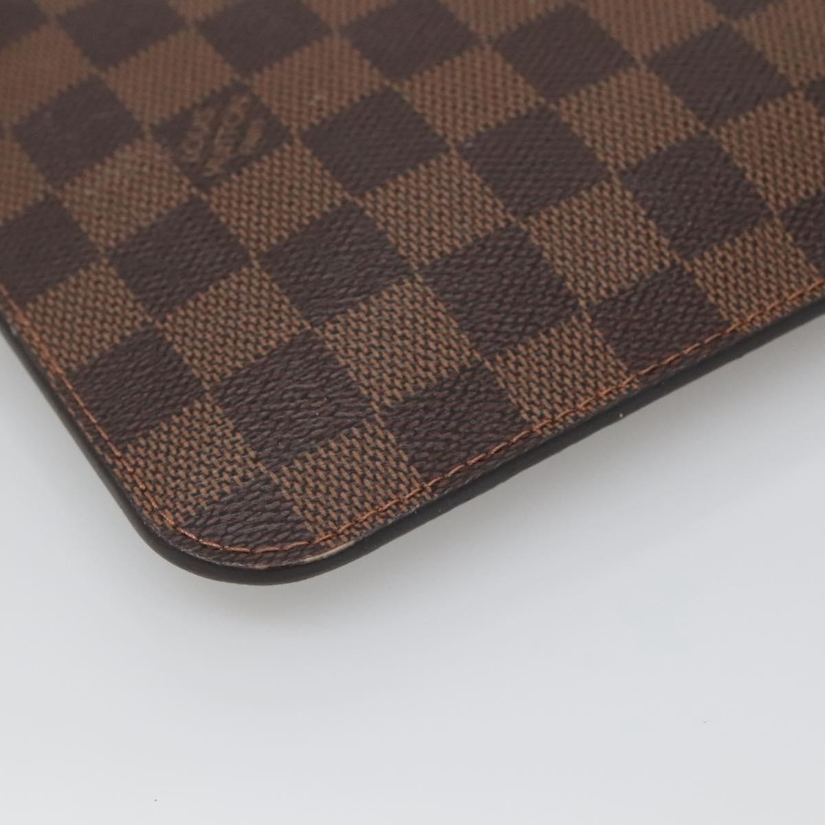 Louis Vuitton Neverfull Pochette Damier Brown Canvas Bag (Pre-Owned)