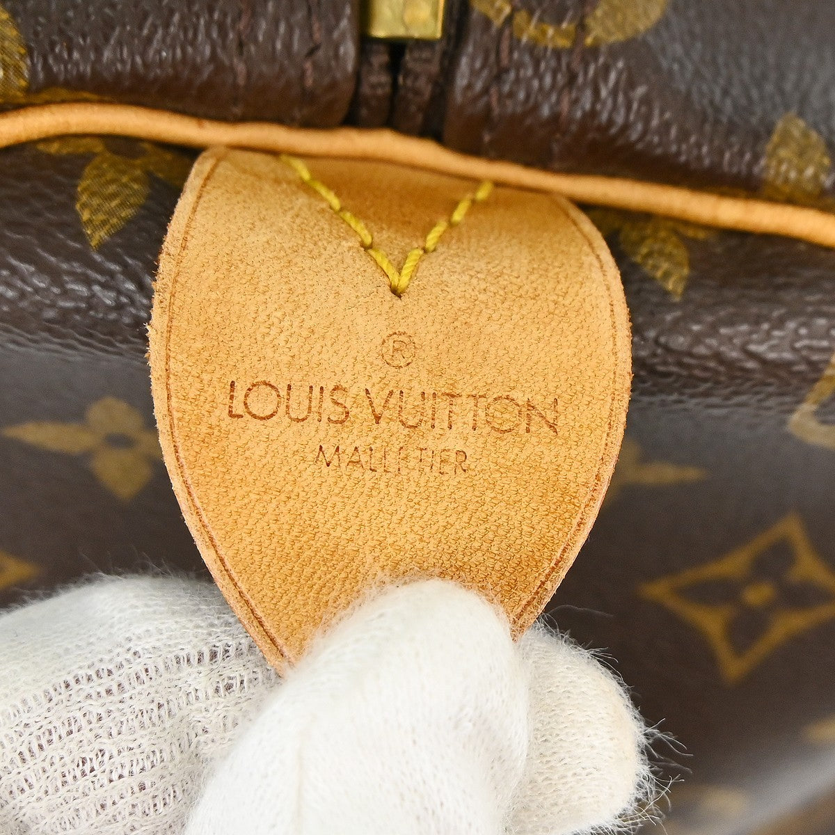 Louis Vuitton Keepall Bag Monogram Canvas Brown Canvas Travel Bag Bag (Pre-Owned)