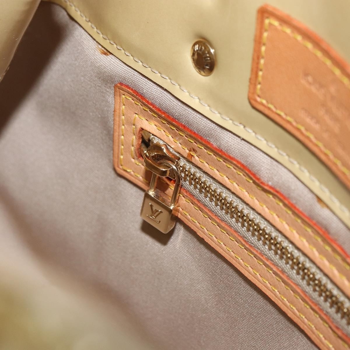 Louis Vuitton Reade Handbag Monogram Vernis Beige Patent_Leather Handbag (Pre-Owned)