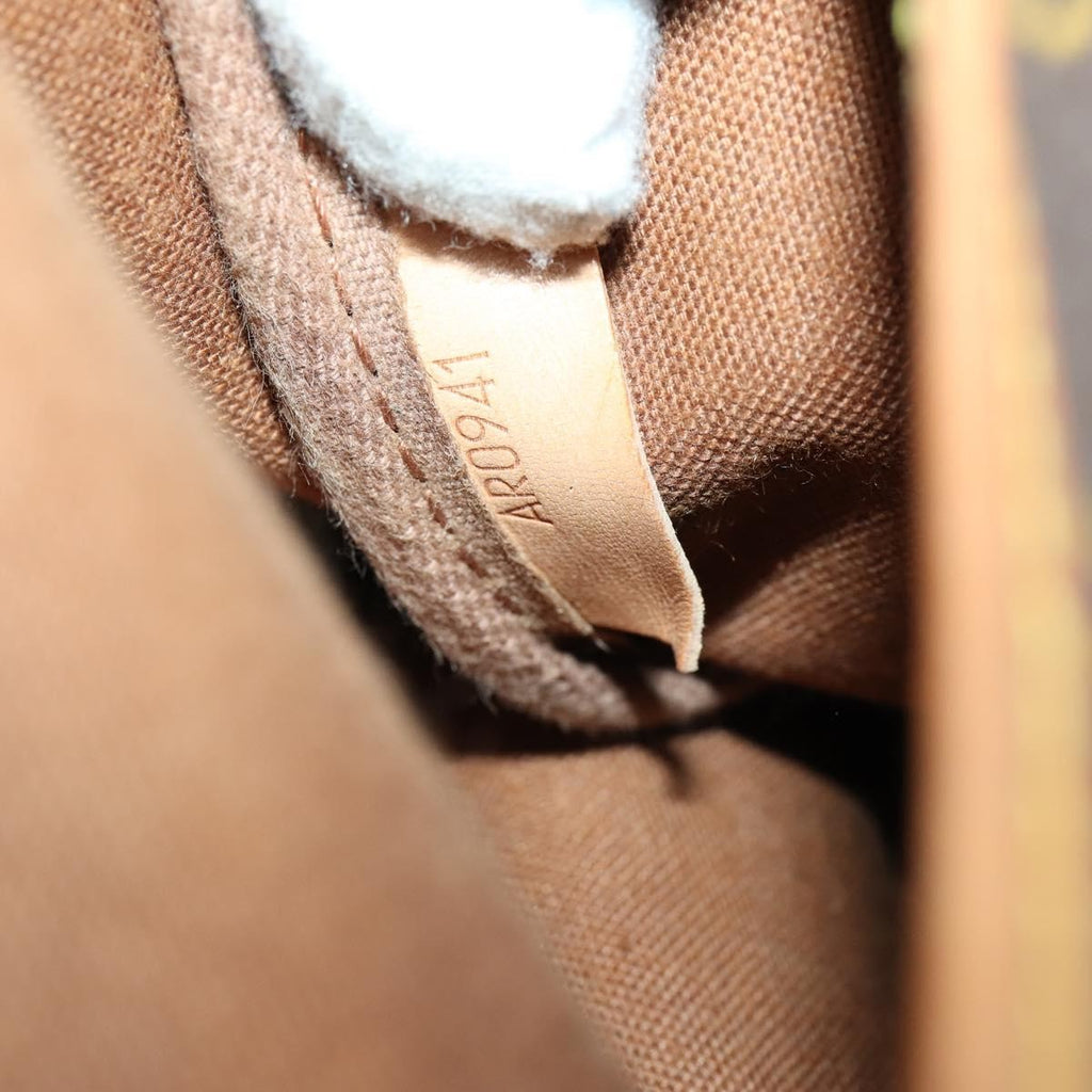 Louis Vuitton Saumur Handbag Monogram Canvas Brown Canvas Shoulder Bag Bag (Pre-Owned)