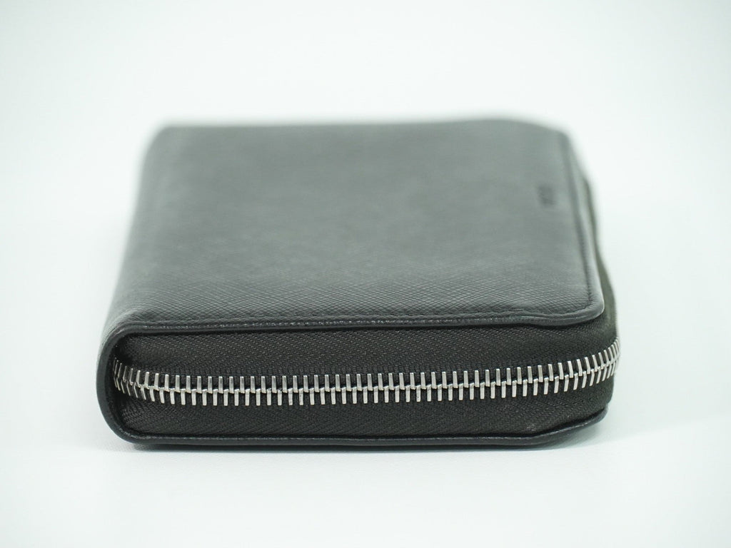 Prada Saffiano Wallet Leather Black Leather Wallets Accessory (Pre-Owned)
