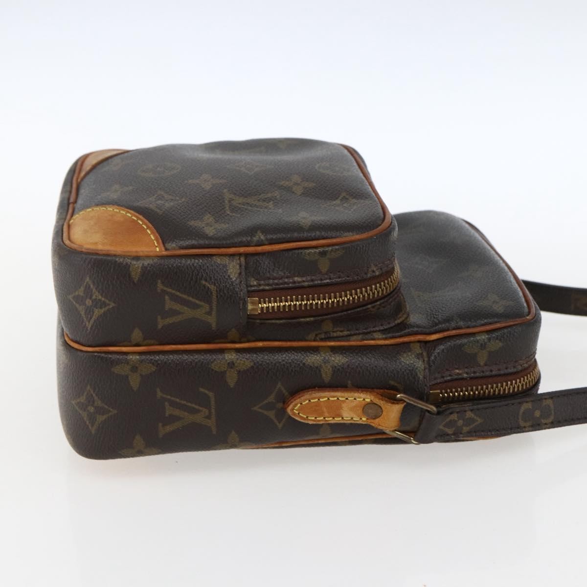 Louis Vuitton Amazone Bag Monogram Canvas Brown Canvas Shoulder Bag Bag (Pre-Owned)