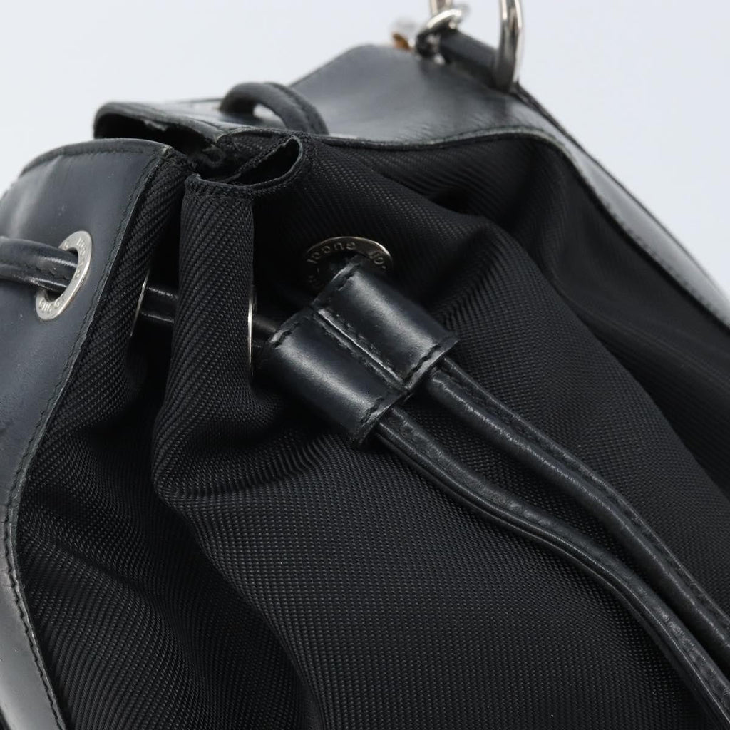 Gucci Vintage Bamboo Bucket Bag Nylon And Leather Black Nylon Handbag (Pre-Owned)