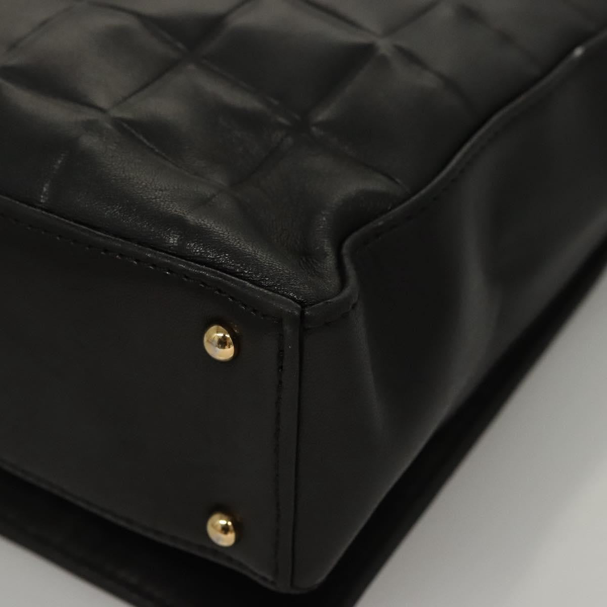 Chanel Chocolate Bar Cc Shoulder Bag Quilted Leather Black Leather Shoulder Bag Bag (Pre-Owned)