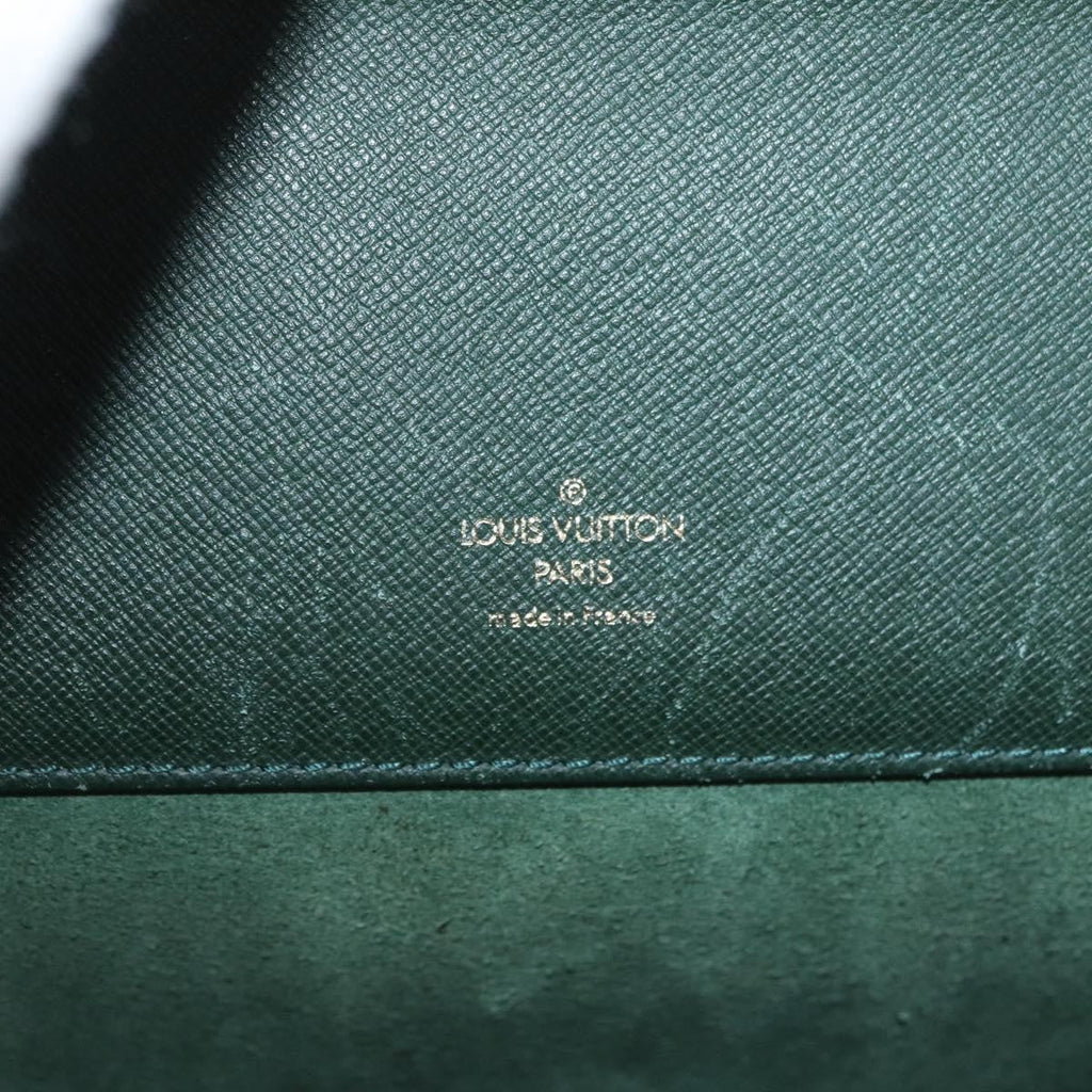 Louis Vuitton Serviette Kourad Briefcase Taiga Leather Green Leather Handbag (Pre-Owned)