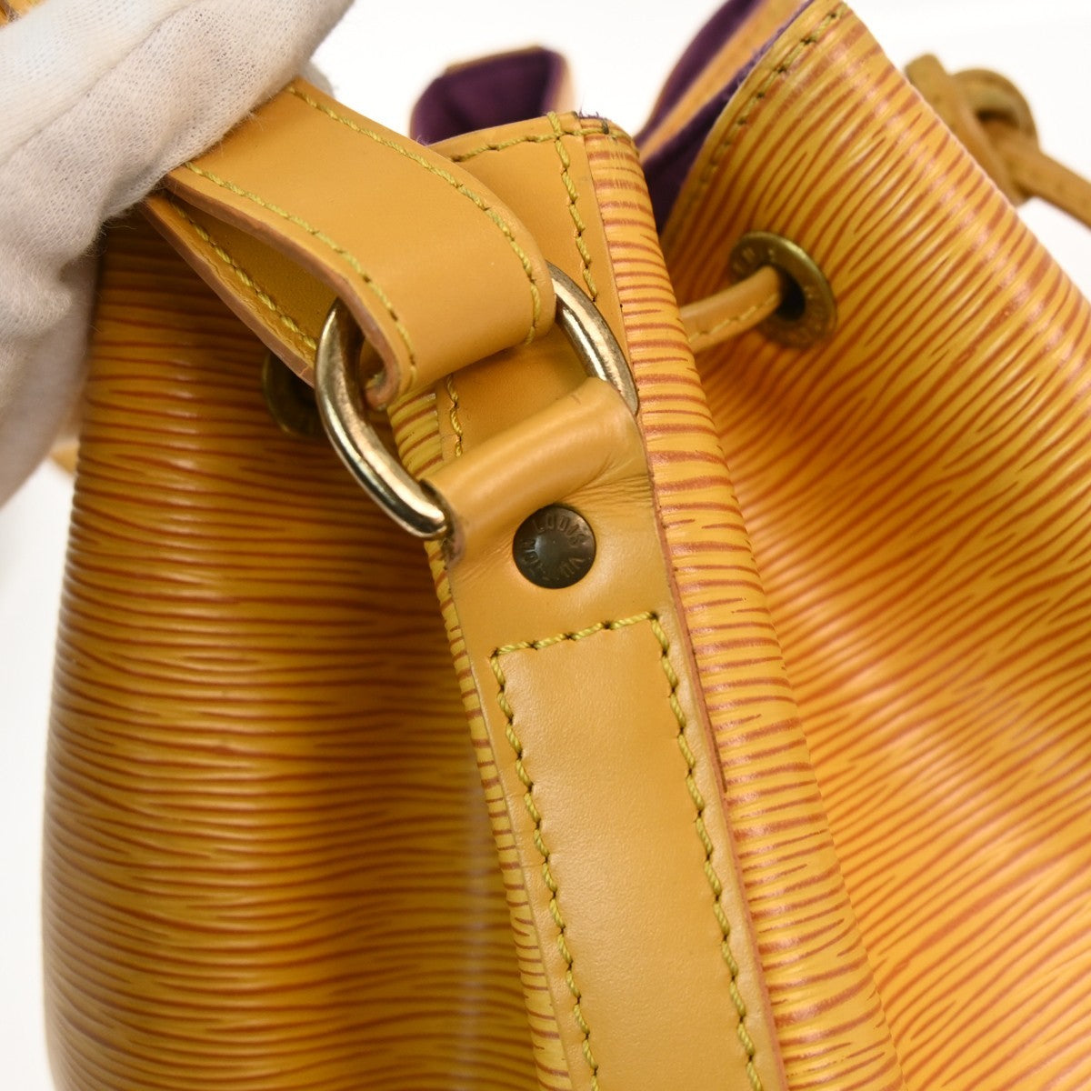 Louis Vuitton Petit Noe Handbag Epi Leather Yellow Leather Shoulder Bag Bag (Pre-Owned)