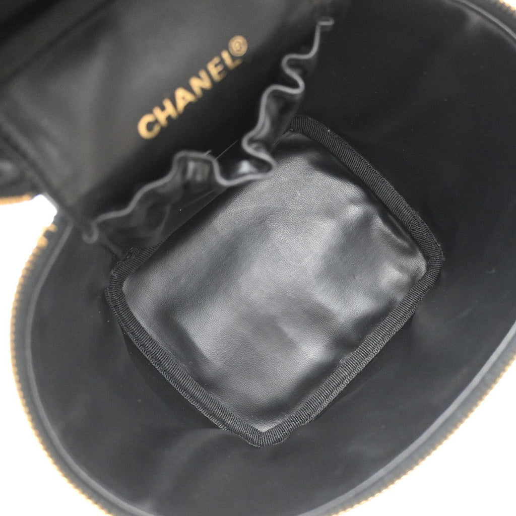Chanel Vintage Cosmetic Case Quilted Lambskin Black Leather Handbag (Pre-Owned)