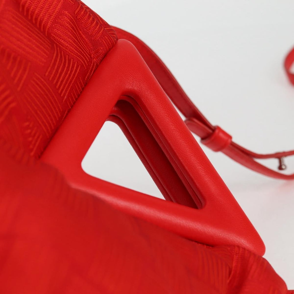 Bottega Veneta Point Shoulder Bag Chunky Knit Fabric Red Nylon Shoulder Bag Bag (Pre-Owned)
