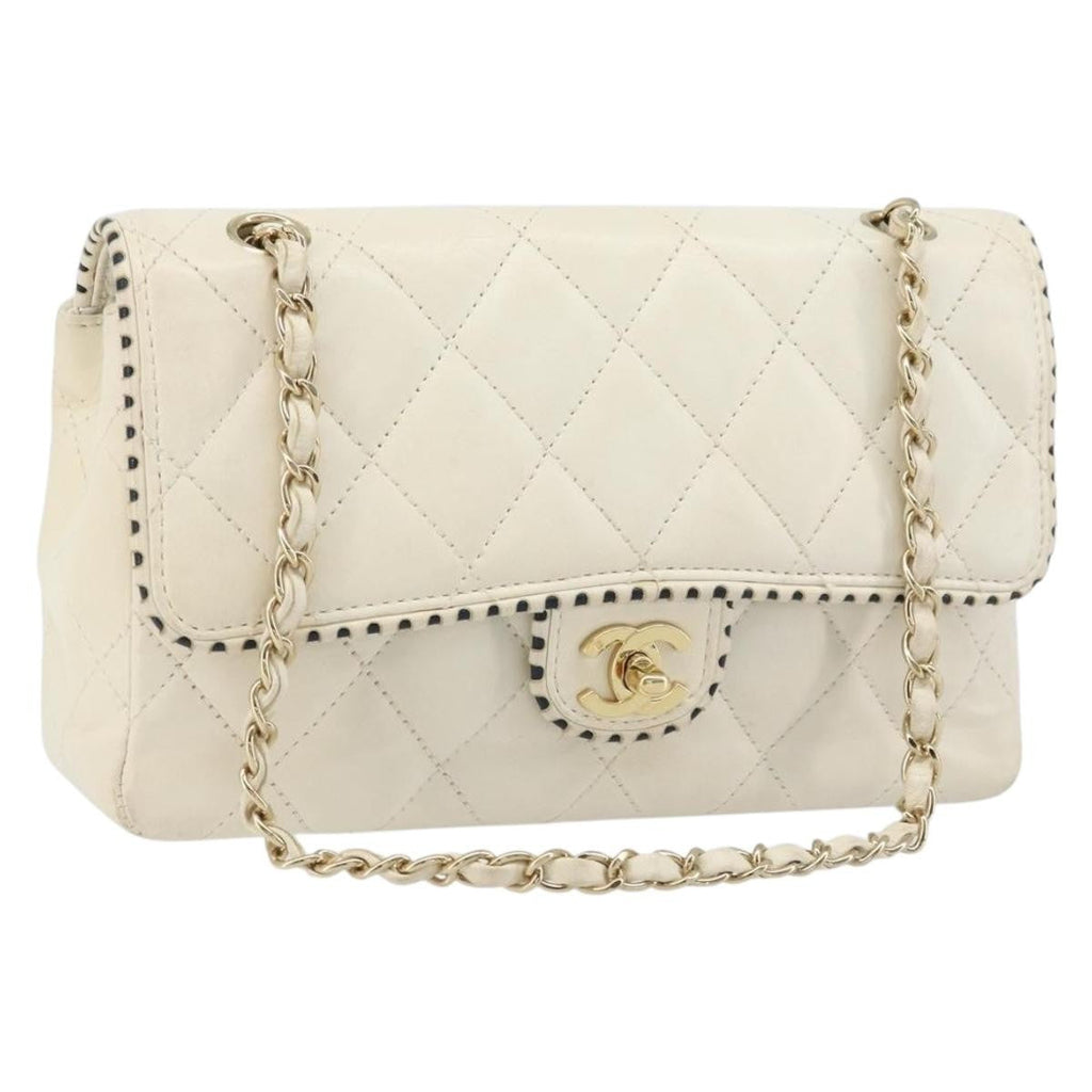 Chanel Vintage Punched Edge Classic Single Flap Bag Quilted Lambskin White Leather Shoulder Bag Bag (Pre-Owned)