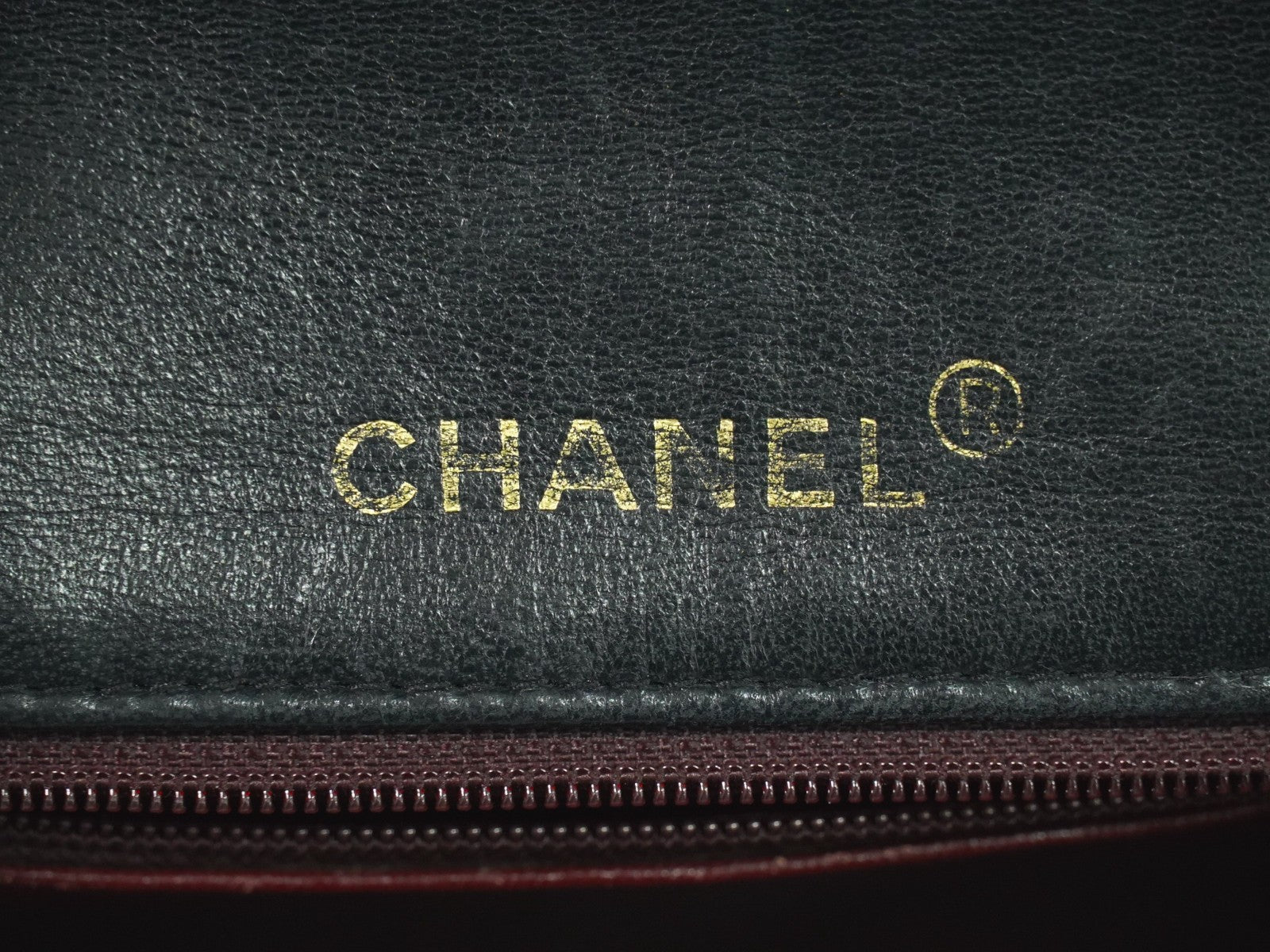 Chanel Vintage Square Classic Single Flap Bag Quilted Leather Black Leather Handbag (Pre-Owned)