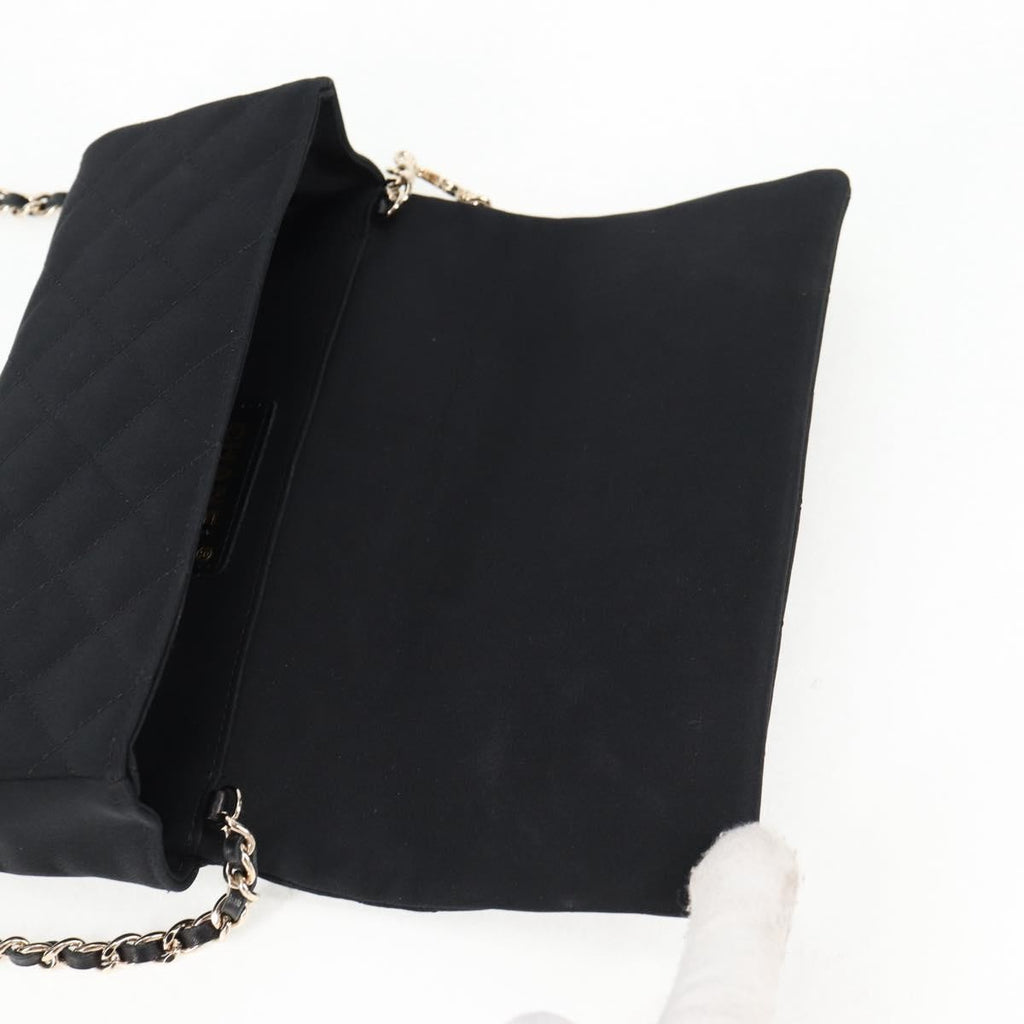 Chanel Chain Flap Shoulder Bag Quilted Nylon Black Nylon Shoulder Bag Bag (Pre-Owned)
