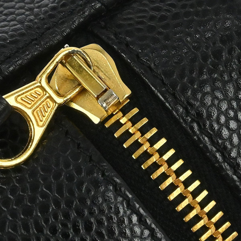 Chanel Vintage Timeless Cosmetic Case Caviar Black Leather Clutche & Pouche Bag (Pre-Owned)