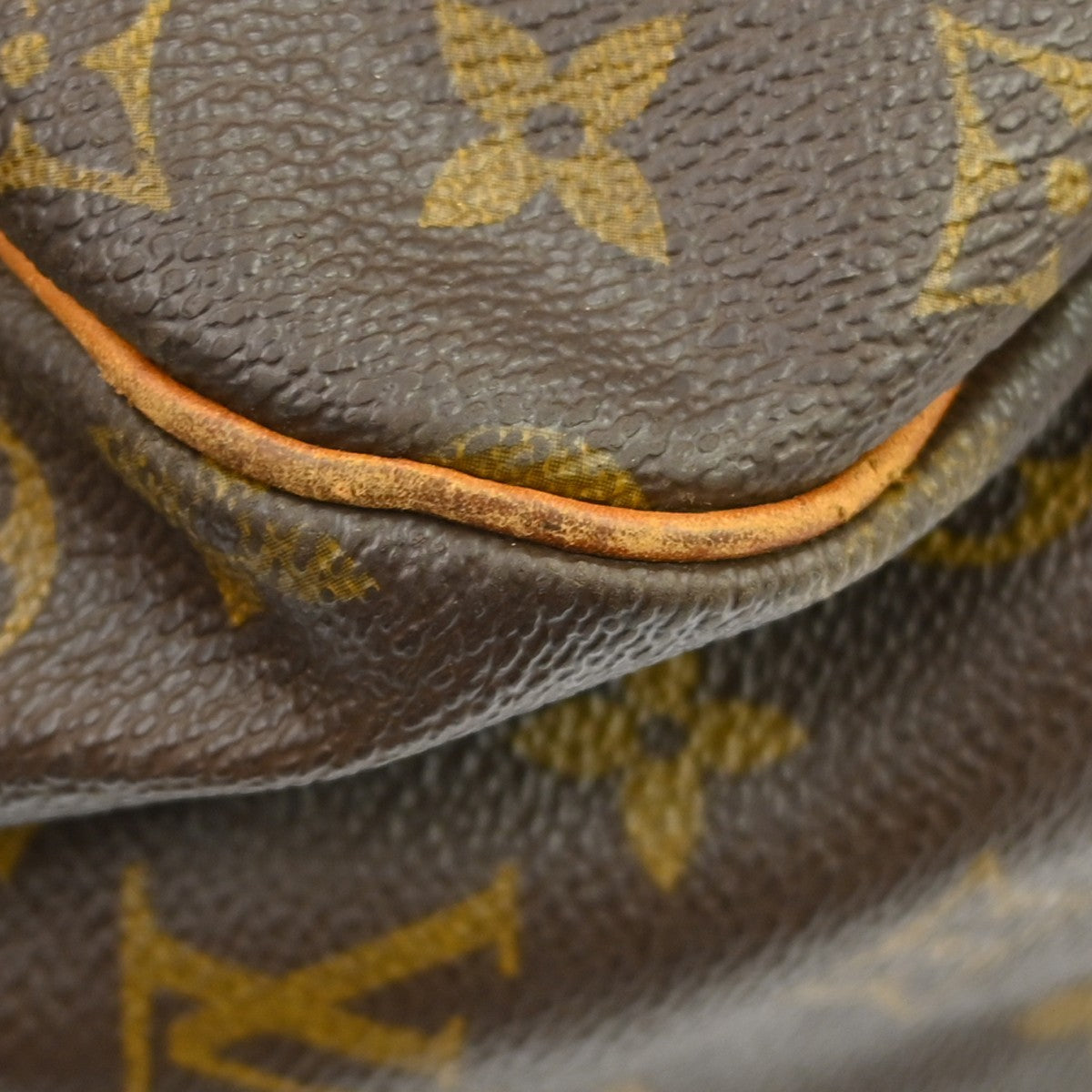 Louis Vuitton Saumur Handbag Monogram Canvas Brown Canvas Shoulder Bag Bag (Pre-Owned)