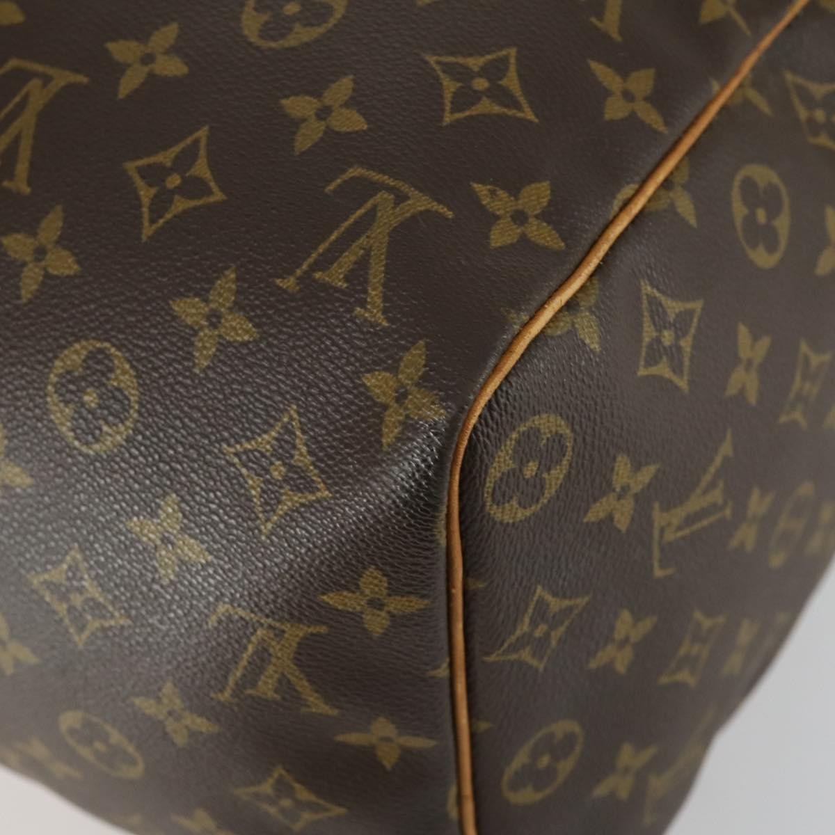 Louis Vuitton Keepall Bag Monogram Canvas Brown Canvas Travel Bag Bag (Pre-Owned)