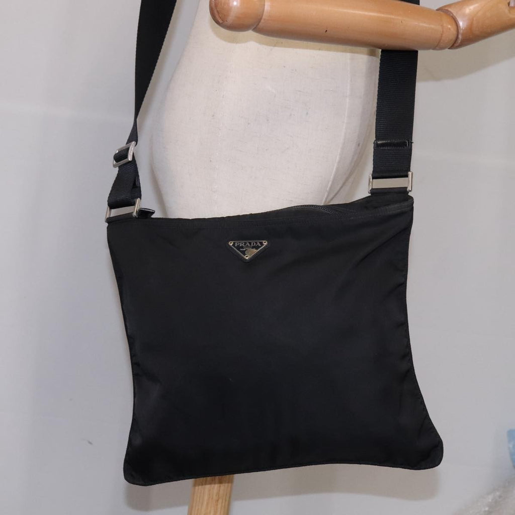 Prada Flat Messenger Bag Tessuto Black Nylon Shoulder Bag Bag (Pre-Owned)