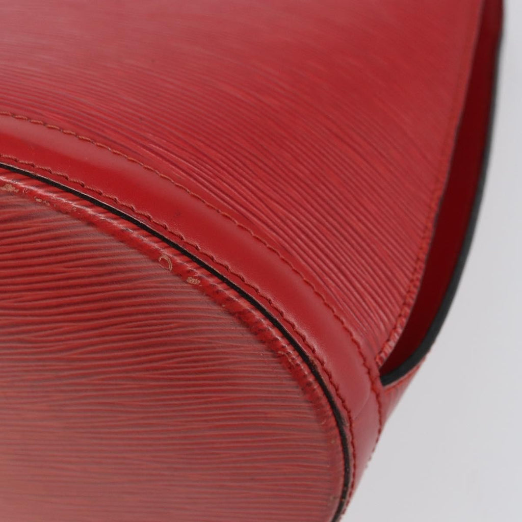Louis Vuitton Cluny Shoulder Bag Epi Leather Red Leather Shoulder Bag Bag (Pre-Owned)