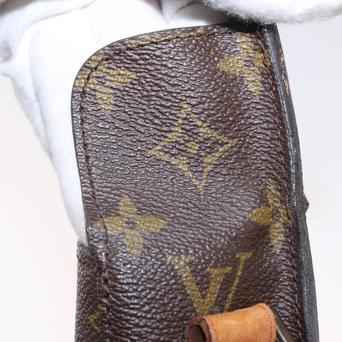 Louis Vuitton Saint Cloud Handbag Monogram Canvas Brown Canvas Shoulder Bag Bag (Pre-Owned)