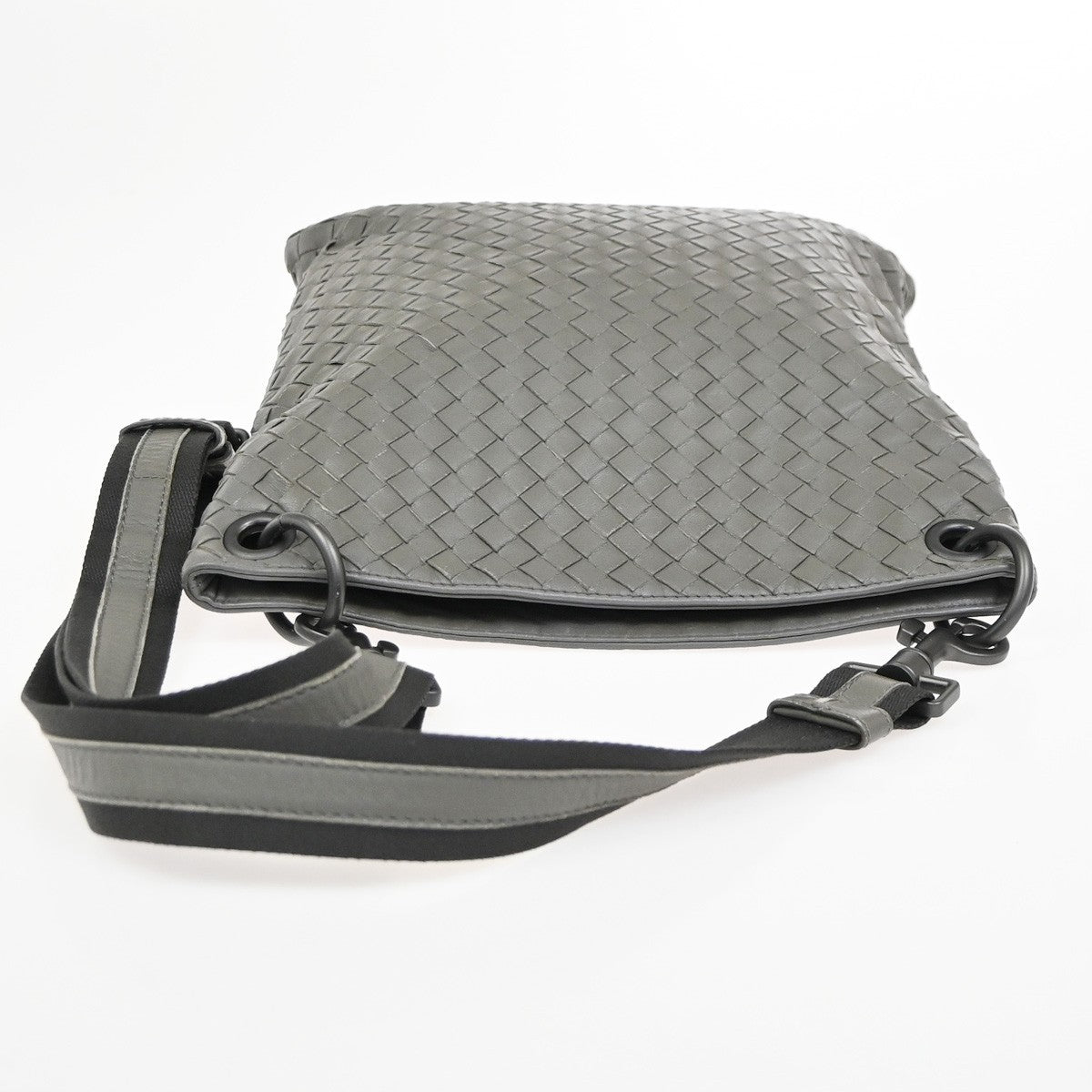 Bottega Veneta Flat Messenger Bag Intrecciato Nappa Gray Leather Shoulder Bag Bag (Pre-Owned)