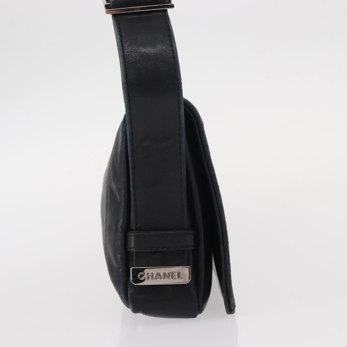 Chanel Vintage Shoulder Bag Leather Black Leather Shoulder Bag Bag (Pre-Owned)