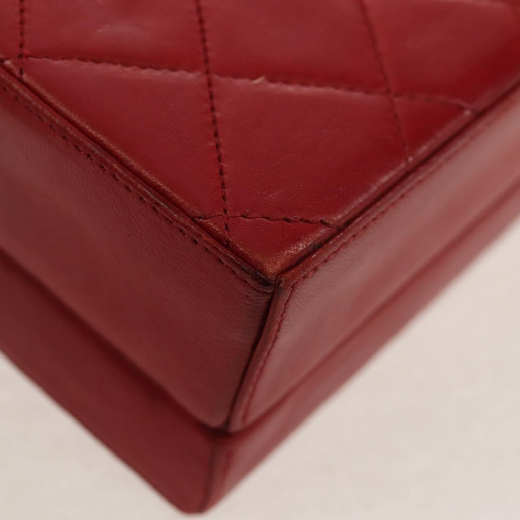 Chanel Matelasse Chain Shoulder Bag Leather Red Leather Shoulder Bag Bag (Pre-Owned)