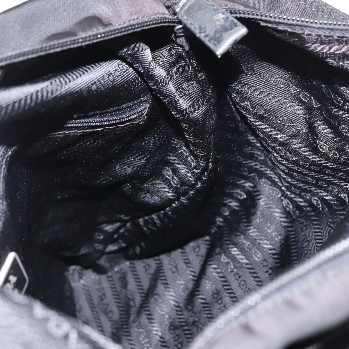 Prada Front Pocket Messenger Bag Tessuto Black Nylon Shoulder Bag Bag (Pre-Owned)