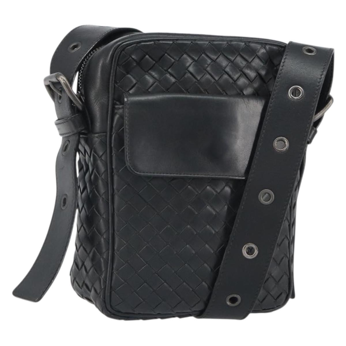 Bottega Veneta Intrecciato Shoulder Bag Leather Black Leather Shoulder Bag Bag (Pre-Owned)