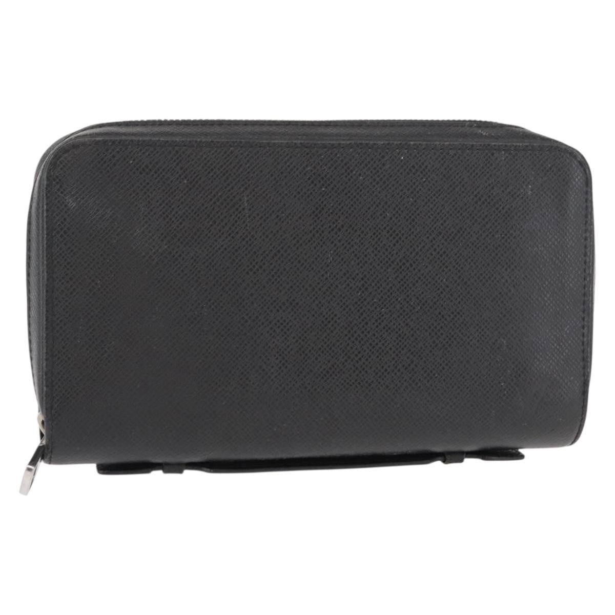 Louis Vuitton Zippy Xl Taiga Leather Black Leather Wallets Accessory (Pre-Owned)