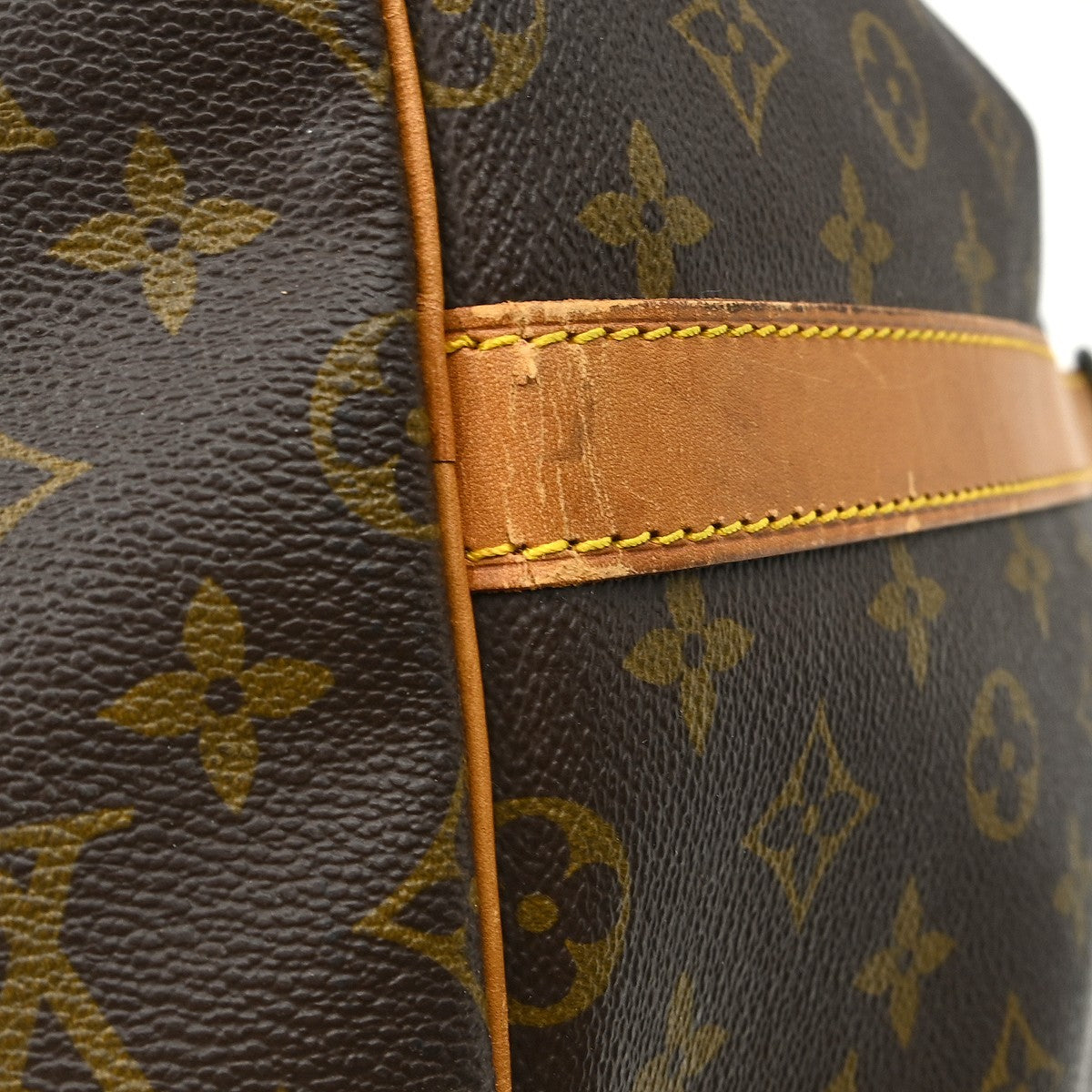 Louis Vuitton Keepall Bag Monogram Canvas Brown Canvas Travel Bag Bag (Pre-Owned)