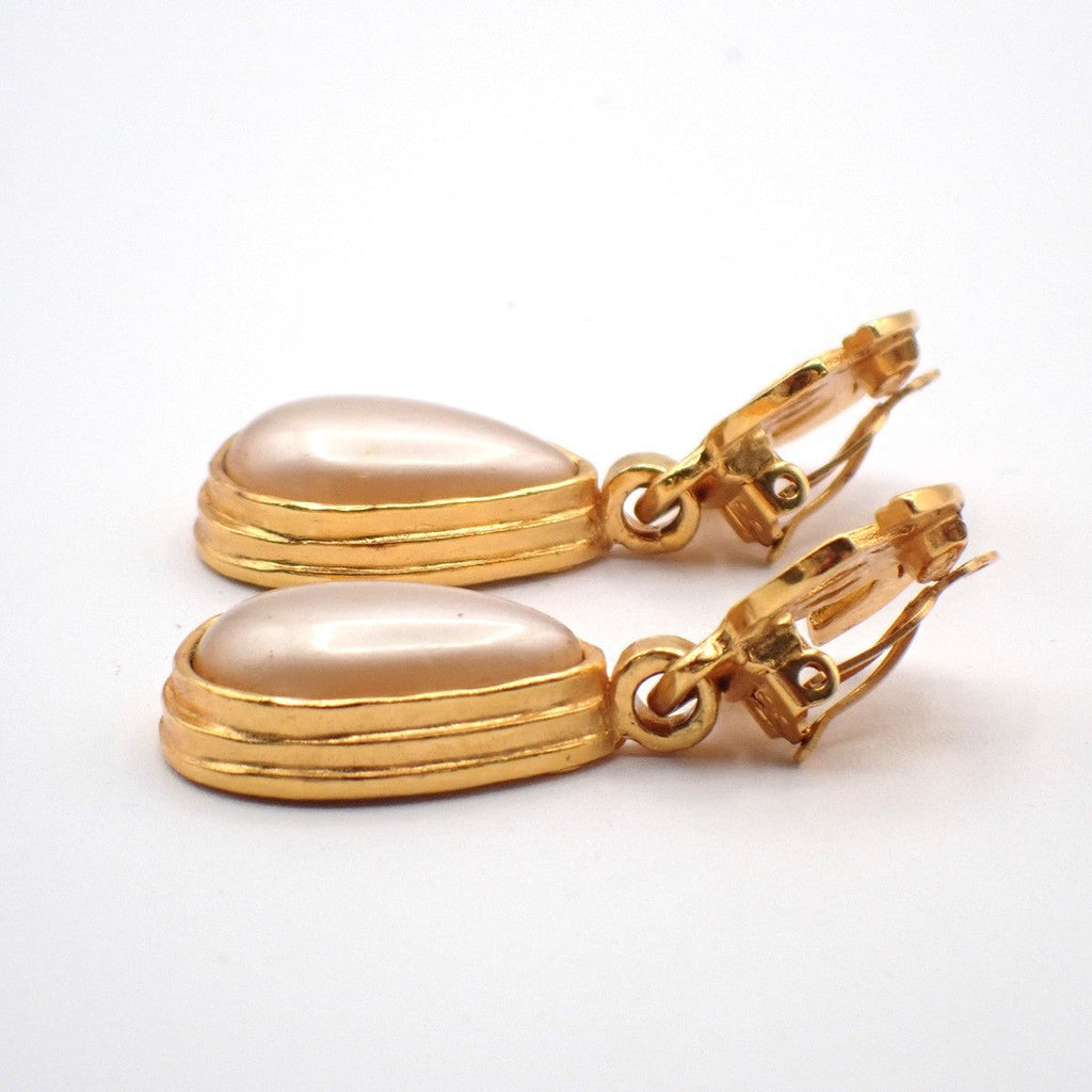 Chanel Cc Teardrop Earrings Metal With Faux Pearl Gold Gold_Plated Earrings Jewelry (Pre-Owned)