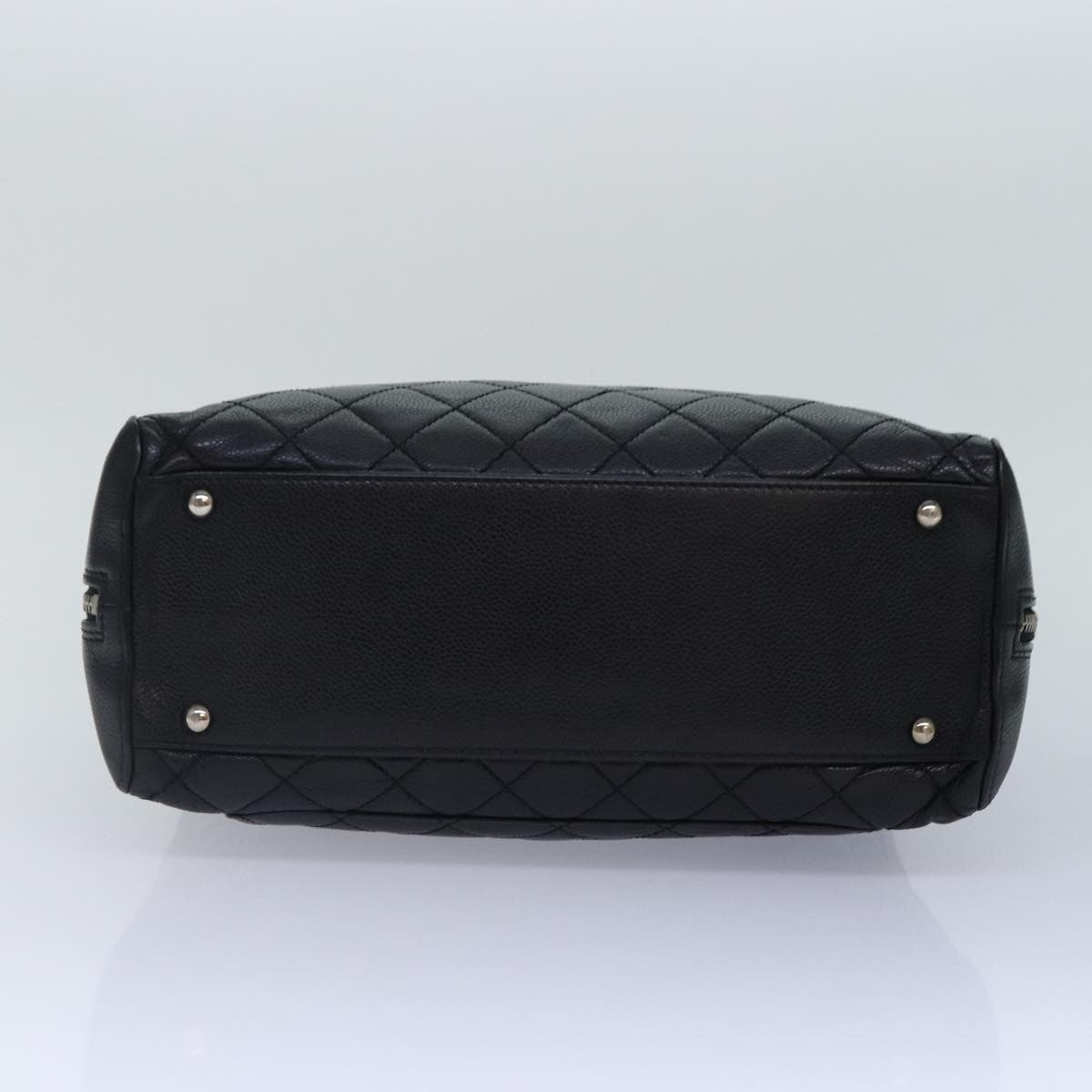 Chanel Vintage Cc Zip Around Bowler Bag Quilted Caviar Black Leather Handbag (Pre-Owned)