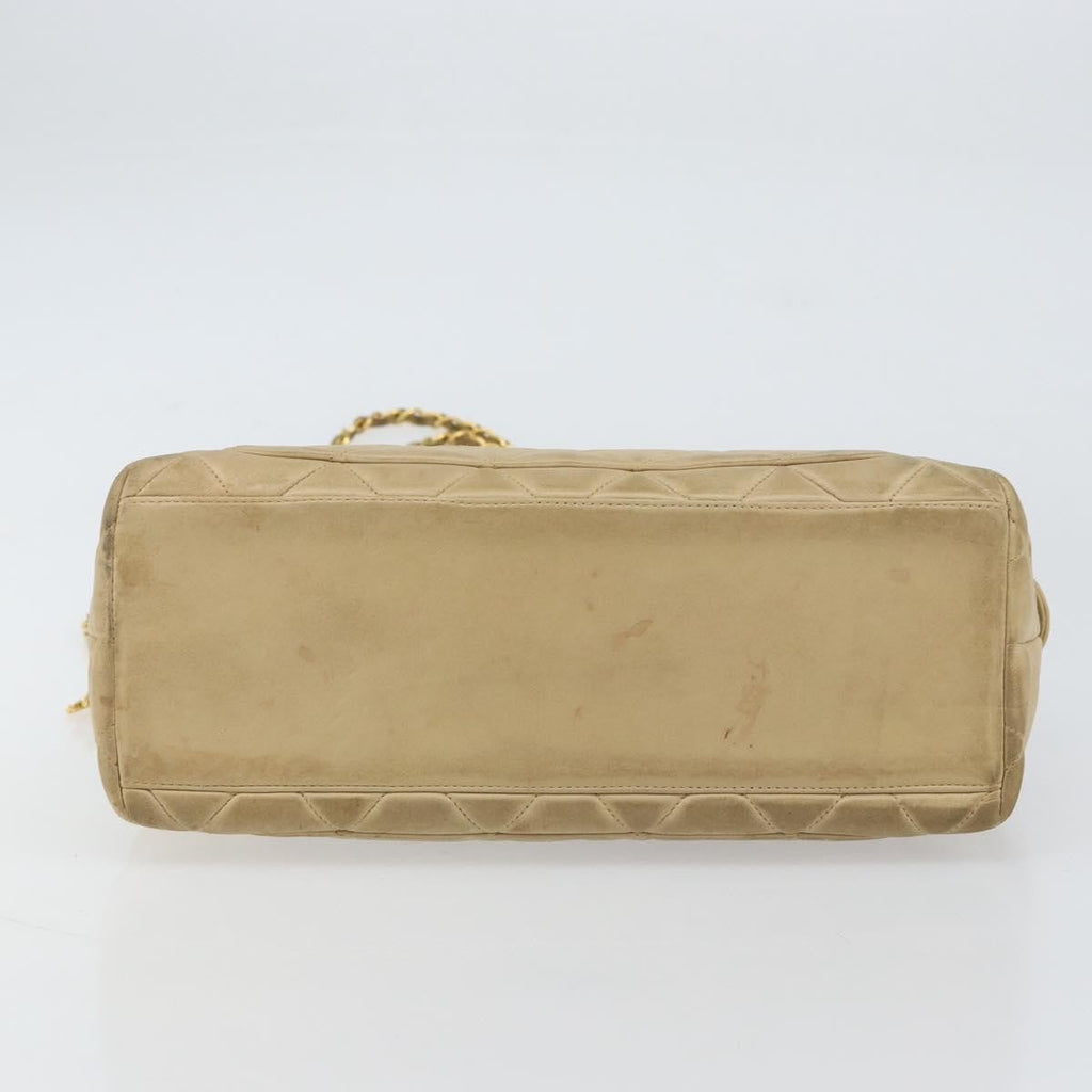 Chanel Vintage Camera Bag Quilted Leather Beige Leather Shoulder Bag Bag (Pre-Owned)