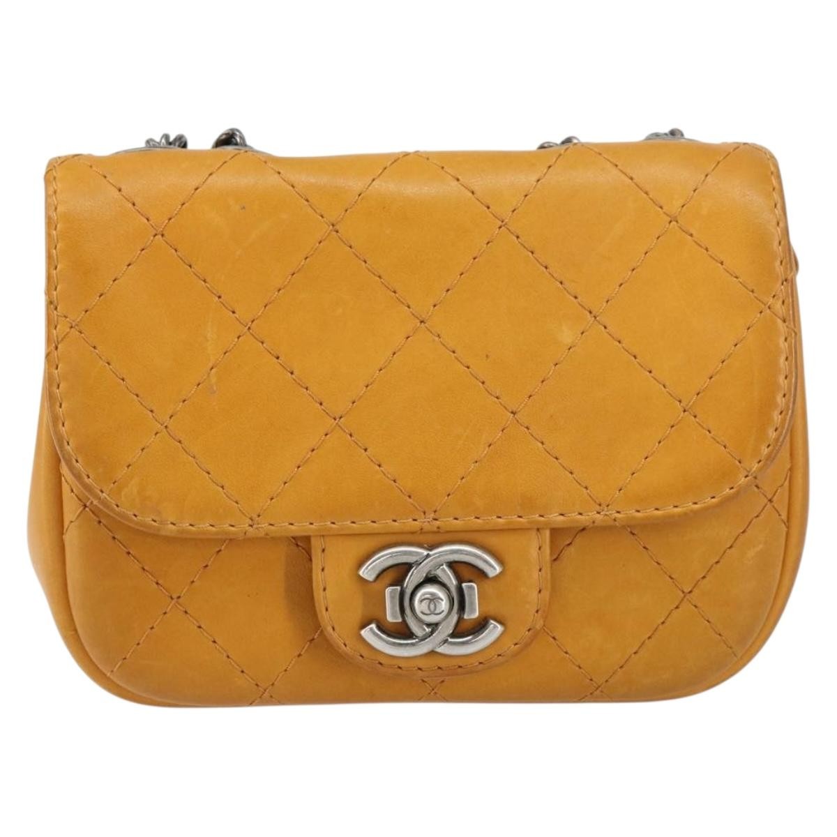 Chanel Chain Flap Bag Quilted Leather Orange Leather Shoulder Bag Bag (Pre-Owned)