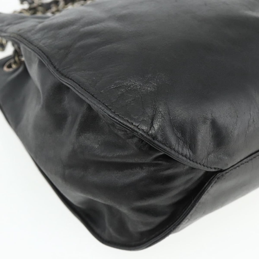 Chanel Vintage Cc Shoulder Bag Lambskin Black Leather Shoulder Bag Bag (Pre-Owned)