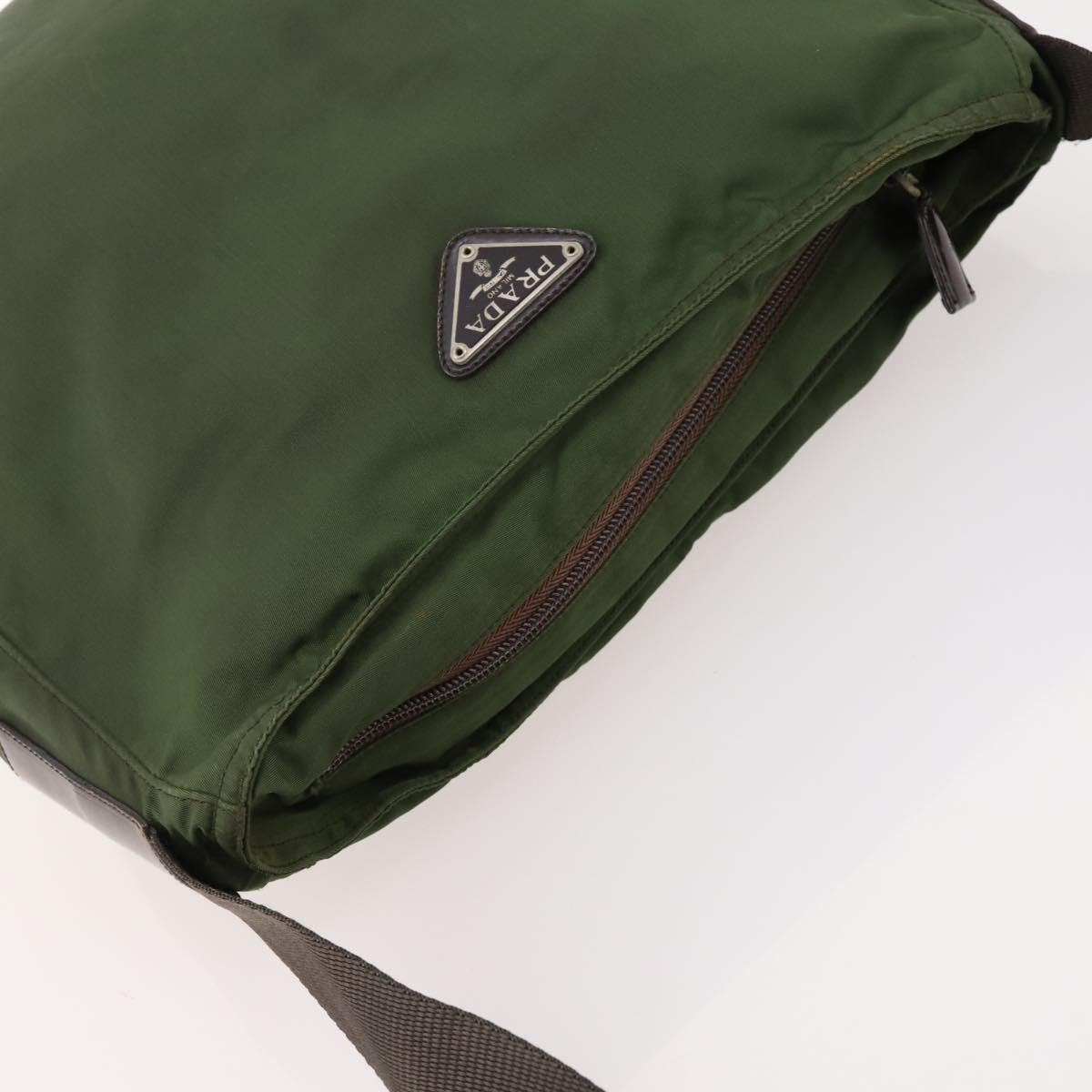 Prada Zip Top Messenger Bag Tessuto Khaki Nylon Shoulder Bag Bag (Pre-Owned)