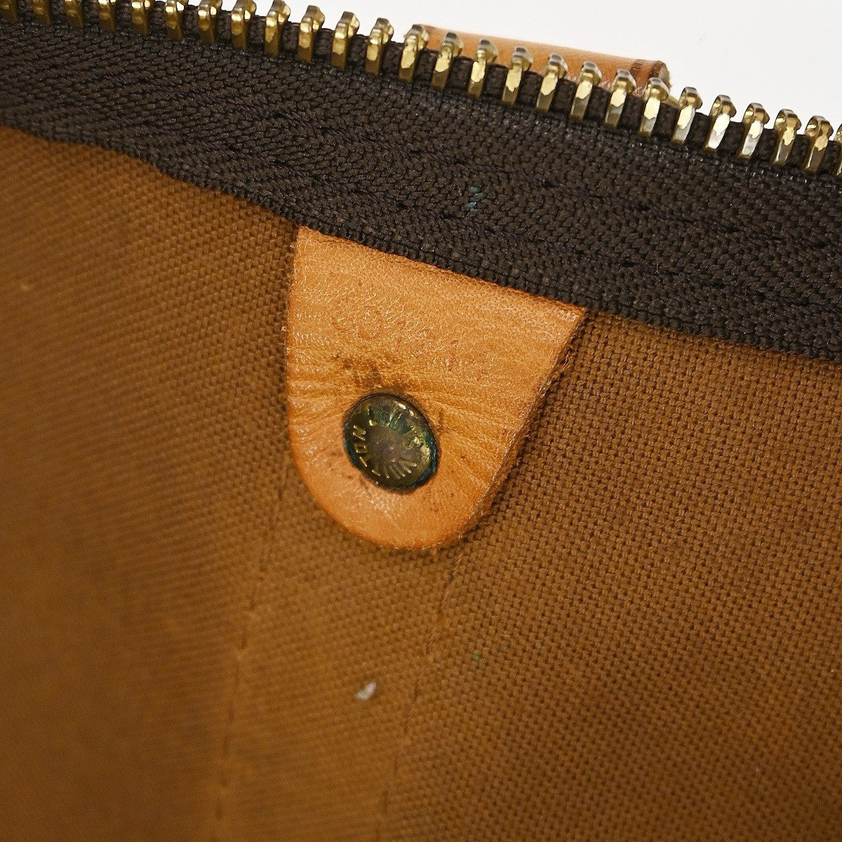 Louis Vuitton Keepall Bag Monogram Canvas Brown Canvas Travel Bag Bag (Pre-Owned)