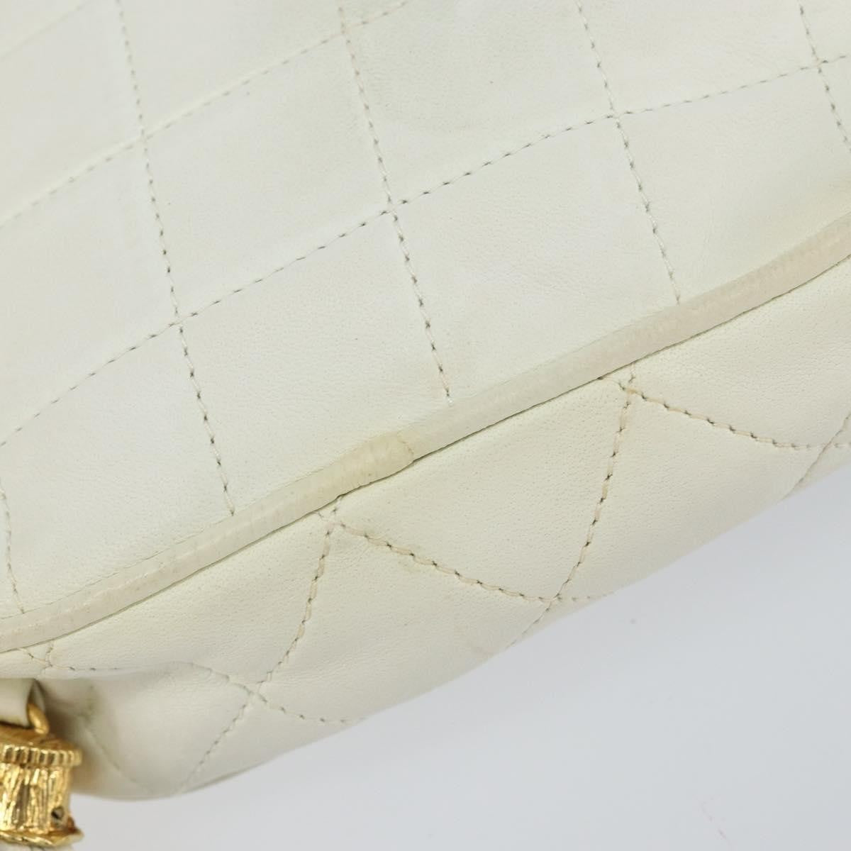 Chanel Vintage Diamond Tassel Crossbody Quilted Lambskin White Leather Clutche & Pouche Bag (Pre-Owned)