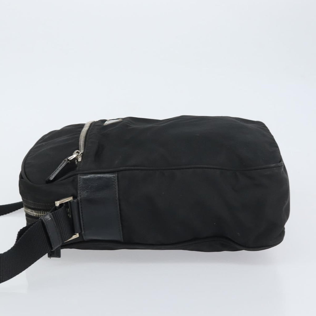 Prada Front Pocket Zip Messenger Bag Tessuto With Saffiano Leather Black Nylon Shoulder Bag Bag (Pre-Owned)