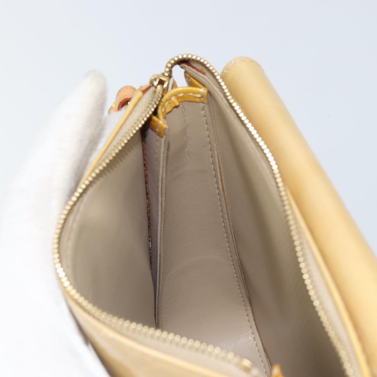 Louis Vuitton Mott Handbag Monogram Vernis Beige Patent_Leather Clutche & Pouche Bag (Pre-Owned)