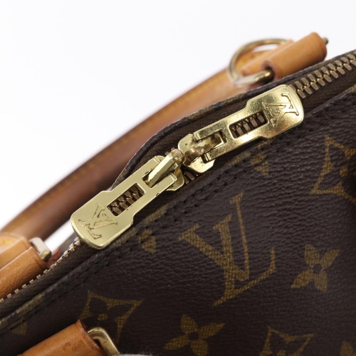Louis Vuitton Alma Handbag Monogram Canvas Brown Canvas Handbag (Pre-Owned)