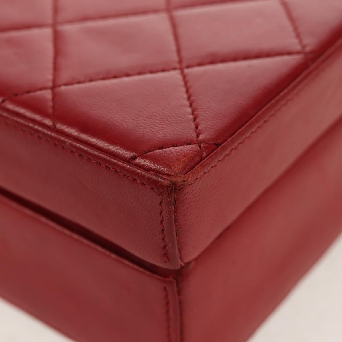 Chanel Matelasse Chain Shoulder Bag Leather Red Leather Shoulder Bag Bag (Pre-Owned)