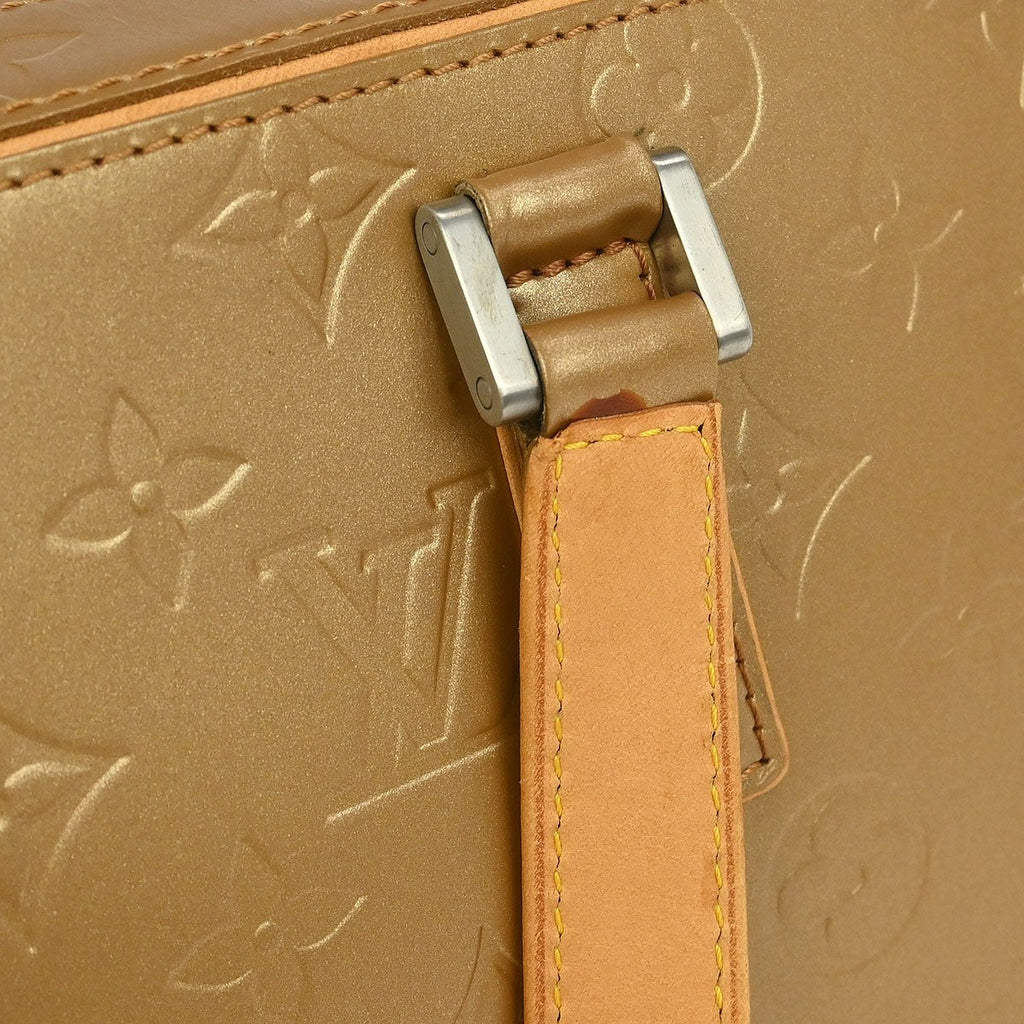 Louis Vuitton Mat Shelton Handbag Monogram Vernis Beige Leather Handbag (Pre-Owned)