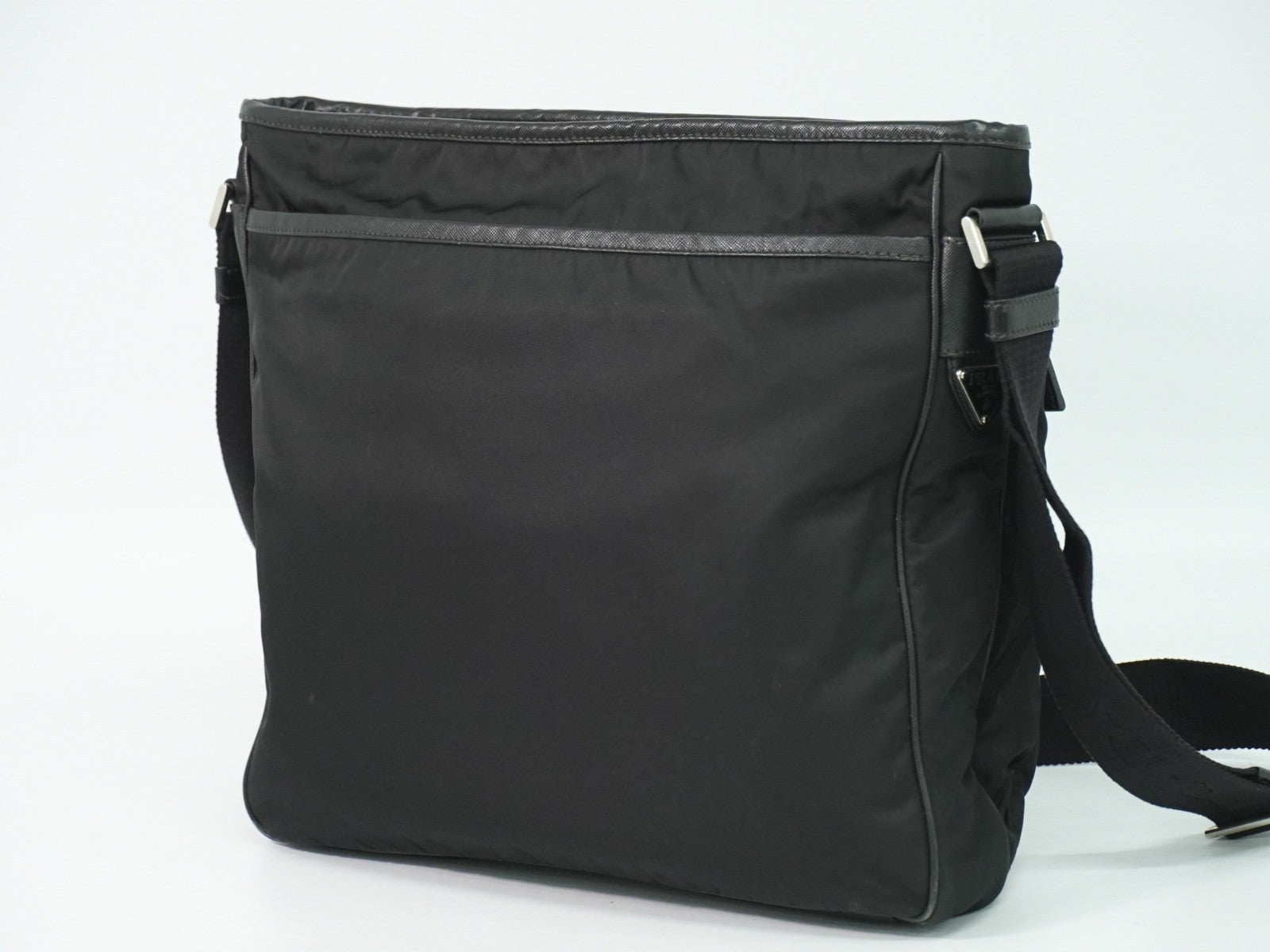 Prada Double Pocket Zip Messenger Tessuto Black Nylon Shoulder Bag Bag (Pre-Owned)