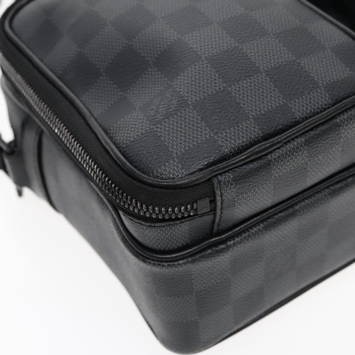 Louis Vuitton Utility Business Bag Damier Graphite Gray Canvas Shoulder Bag Bag (Pre-Owned)