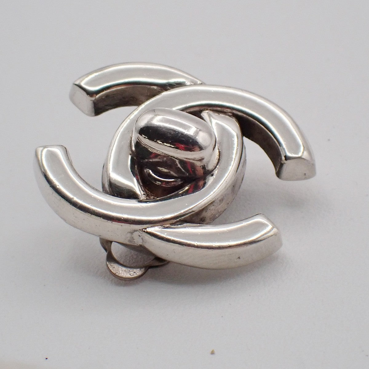 Chanel Cc Turnlock Clip-On Earrings Metal Silver Silver_Plated Earrings Jewelry (Pre-Owned)