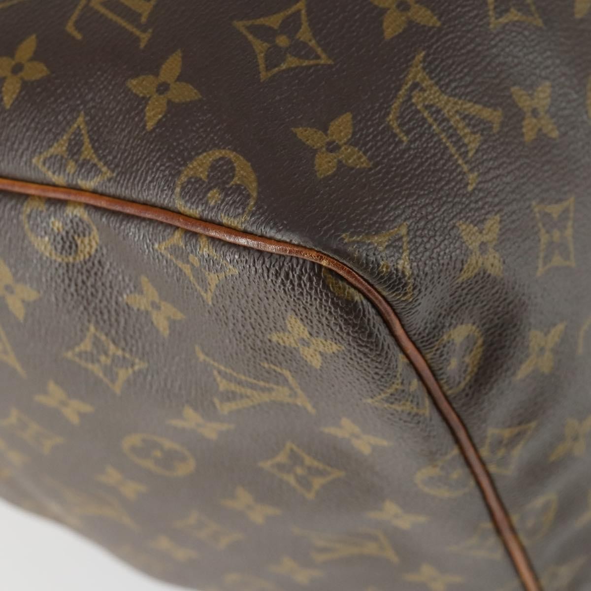 Louis Vuitton Keepall Bag Monogram Canvas Brown Canvas Travel Bag Bag (Pre-Owned)