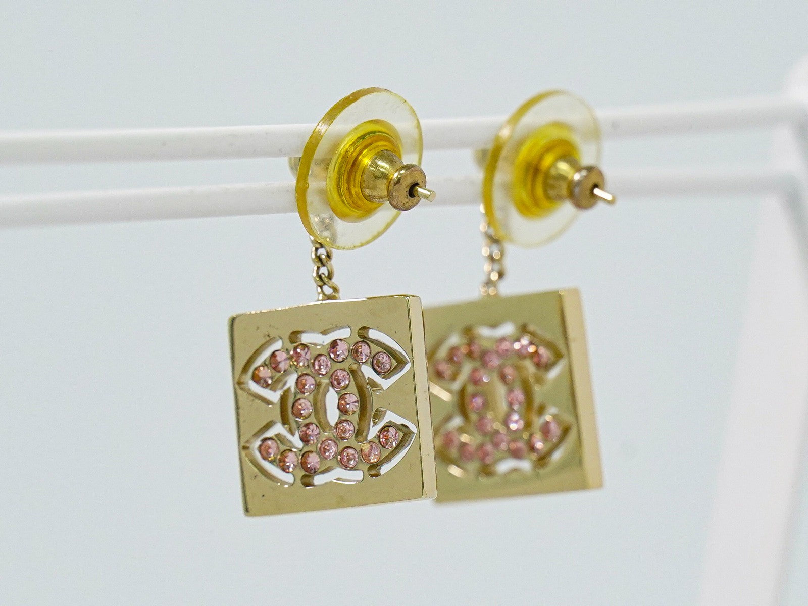 Chanel Cc Dangle Earrings Metal Gold Gold_Plated Earrings Jewelry (Pre-Owned)