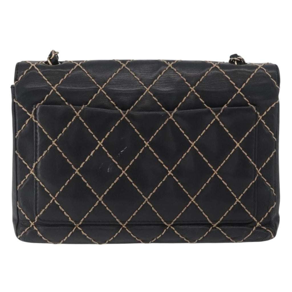 Chanel Chanel Matelassé Cuir Noir Black Leather Black Leather Handbag (Pre-Owned)
