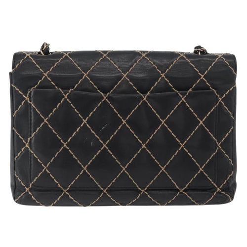 Chanel Chanel Matelassé Cuir Noir Black Leather Black Leather Handbag (Pre-Owned)