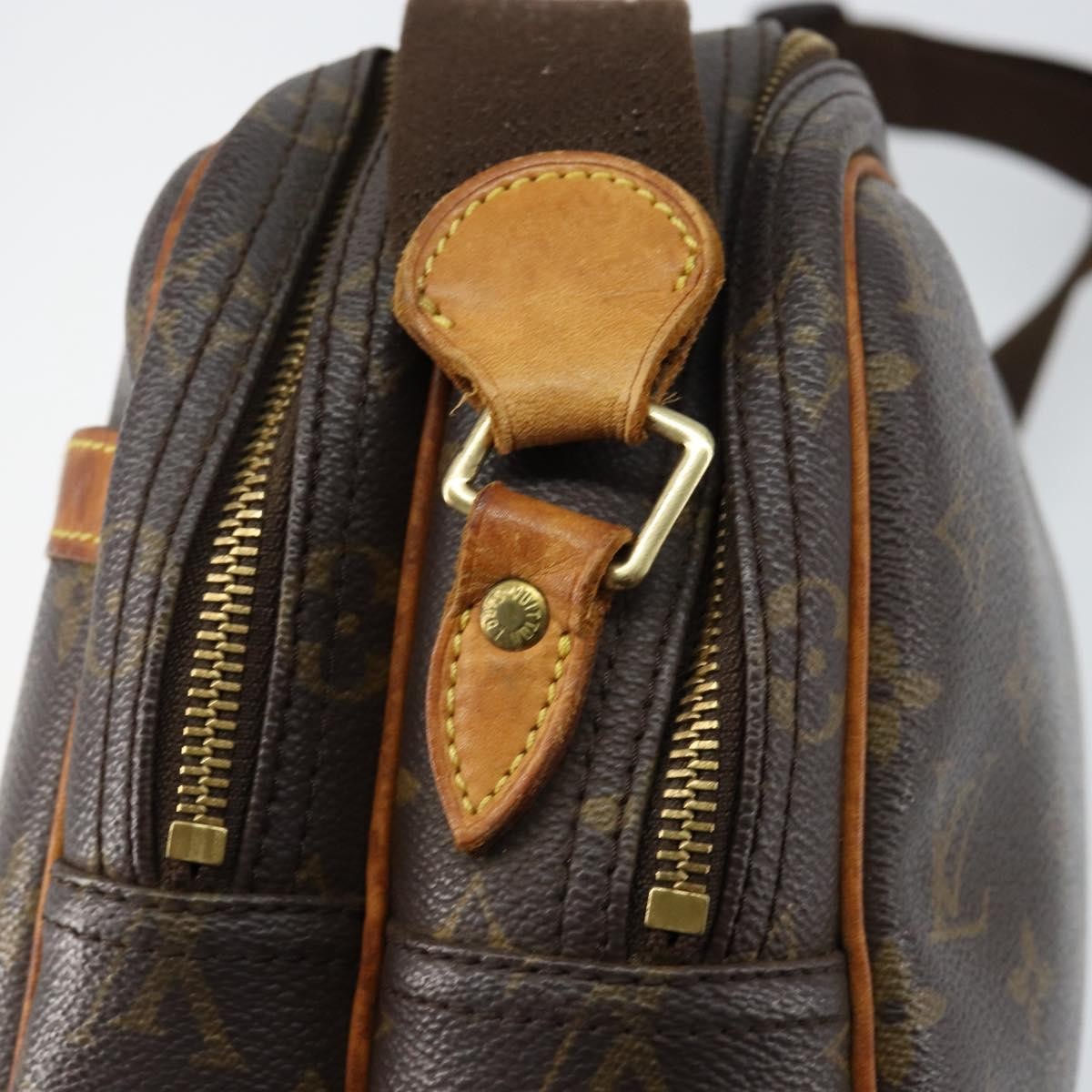 Louis Vuitton Reporter Bag Monogram Canvas Brown Canvas Shoulder Bag Bag (Pre-Owned)