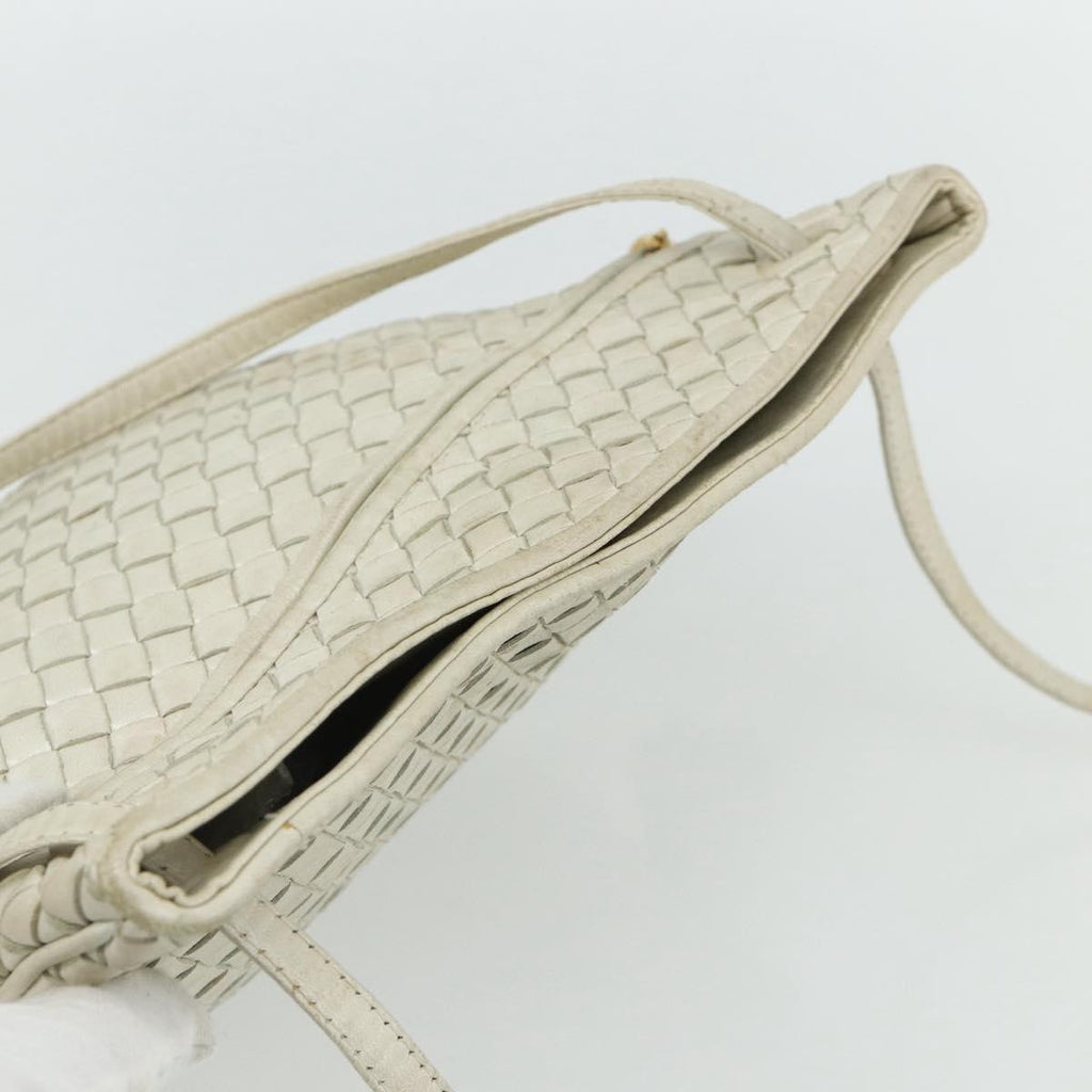 Bottega Veneta Intrecciato Shoulder Bag Leather White Leather Shoulder Bag Bag (Pre-Owned)